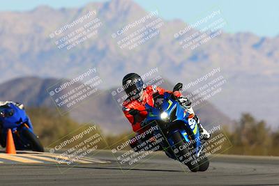 media/Jan-09-2022-SoCal Trackdays (Sun) [[2b1fec8404]]/Turn 14 (10am)/